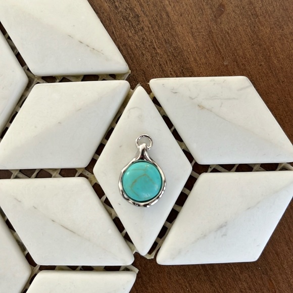 Silver & Blue Stone ATI Sterling Silver Pendant 👑 - Picture 1 of 2